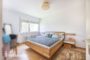 Helle 3-Zimmer-Wohnung mit Balkon in Bad Honnef-Rommersdorf - das große Schlafzimmer