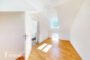 Villa Schaaffhausen: Umfassend renovierte Remise Nr.3 - das rechte Schlafzimmer