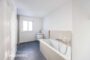 Bad Honnef - Rhöndorf: Rheintalgärten Wohnung Nr.29 - das Bad mit Dusche und Wanne