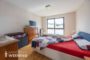 Rheinblick: Außergewöhnliche 4-Zimmer-Wohnung im Park Trillhaase - Schlafzimmer 1 von 3